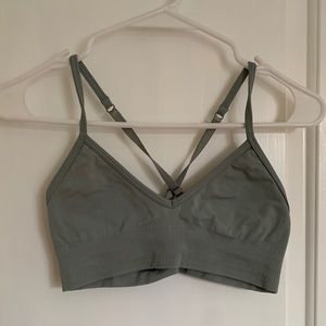 Lululemon Sports Bra Size 4